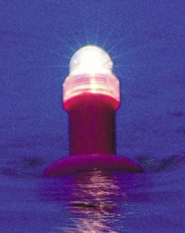 Plastimo luz flutuante